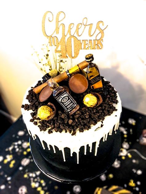 Birthday Cake for Men #40thbirthday #jackdaniels #blacklabel #chocolatecake 52 Birthday Cake For Men, 40 Bday Cake Men, 40th Bday Cakes For Men Turning 40, 40thbirthday Ideas Men, Cakes 40th Birthday For Men, 40 Birthday Cakes Men, 40th Bday Ideas For Men Cake, 40 Birthday Cake Ideas For Men, 40 Year Old Cake For Men