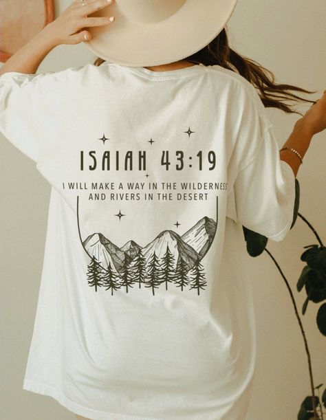 Pretty Bible, Jesus Clothes, Christian Shirts Designs, Church Shirt, Christian Tshirt, Bible Verse Shirt, Ayat Alkitab, Cute Shirt Designs, Christian Designs