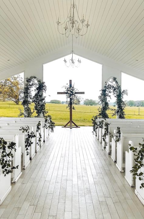 Wedding Venue Chandeliers, Outdoor Farm Wedding Ceremony, Wedding Venues Midwest, Christ Centered Wedding, Farm Wedding Ceremony, Texas Wedding Venues, Eagle Crest, Wedding Alters, Venue Inspiration