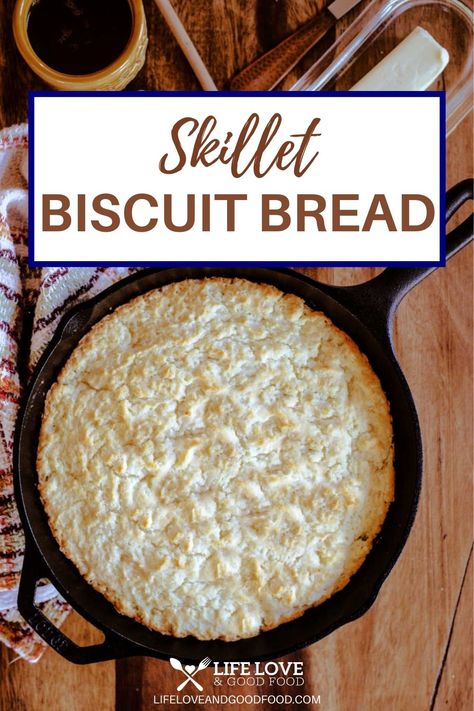 Biscuit Bread - Life, Love, and Good Food Skillet Bread, Dips Recipes, Biscuit Bread, Easy Skillet, Skillet Recipes, Cast Iron Skillet Recipes, Charcuterie And Cheese Board, Homemade Biscuits, Flaky Pastry