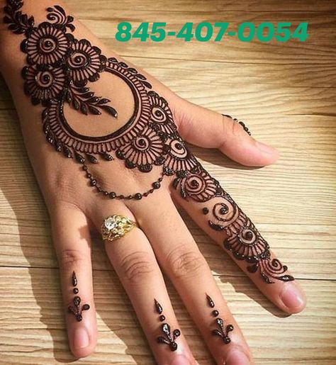 Beautiful henna Mehndi design at very cheap price, we are one click away from you. reach out to us for best price and awesome designs Arabic Mehandi Unique Front Hand, Mehandi Design For Hand, Easy Mehndi Designs, Latest Arabic Mehndi Designs, Rajasthani Mehndi Designs, Inai Pengantin, Simple Arabic Mehndi, Jagua Henna, Tato Jari