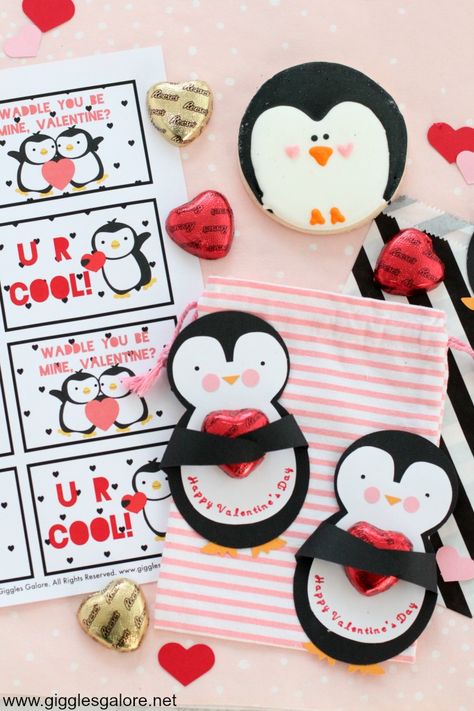 Waddle you think of these adorable new valentines? I think these cute and cuddly penguin valentine cards are sure to melt your heart! I made with these cute cards my @officialcricut and created free printable tags to coordinate with them too so head to the blog for all the details! Penguin Cricut, Valentines Day Gifts For Him Creative, Valentines Day Cards Diy, Valentines Day History, Diy Valentines Day Gifts For Him, Candy Card, Monster Valentines, Fruit Cup, Watermelon Strawberry