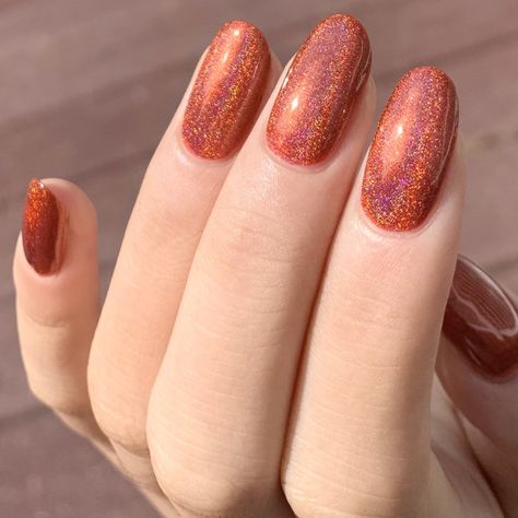 KBShimmer - Nail Polish - Slay Cozy Holographic-Beyond Polish Shiny Brown Nails, Rust Nail Color, Copper Nail Polish, Pumpkin Spice Nails, Cool Autumn, Dnd Gel Polish, Flannel Sheets, Nail Shimmer, Paws And Claws