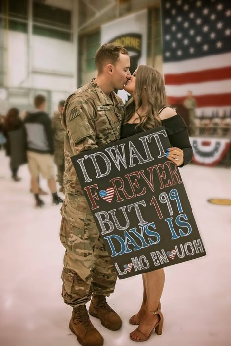 Deployment Homecoming Photos, Welcome Home Soldier Ideas, Marine Homecoming Signs, Welcome Home Signs For Military, Deployment Homecoming Signs, Deployment Quotes, Military Homecoming Signs, Welcome Home Soldier, Deployment Ideas