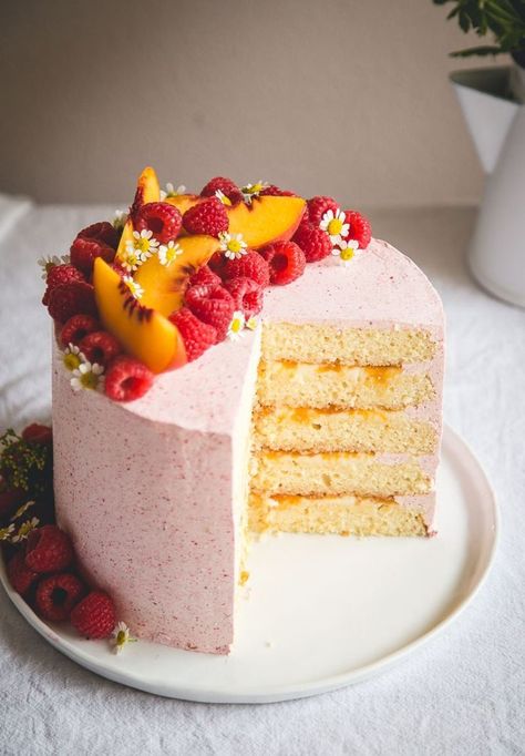 Almond Cake with Peach + Mascarpone Filling & Raspberry Buttercream Peach Mascarpone, Cake With Fruit, Mascarpone Filling, Raspberry Buttercream, Peach Cake, Slow Cooker Desserts, Almond Cake, A Piece Of Cake, Piece Of Cake