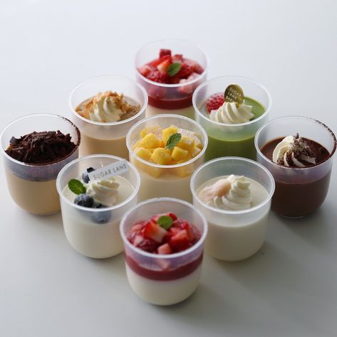 Milk Pudding Aesthetic, Cute Pudding Cups, Mini Pudding Cups, Pudding Packaging Ideas, Pudding Desserts In A Cup, Pretty Pudding, Aesthetic Pudding, Pudding Toppings, Pudding Aesthetic