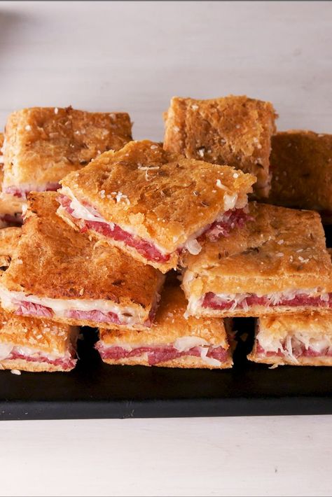 Reuben Squares Are The Even Better Version Of Your Fav SandwichDelish Reuben Squares, Antipasto Squares, Corned Beef Recipes, Reuben Sandwich, Square Recipes, Flaky Crust, Better Version, Football Food, Corned Beef