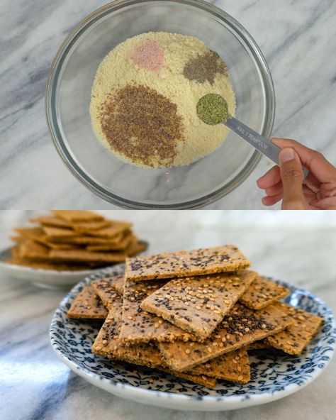 Almond Flour Crackers - Greenku Recipes Keto Crackers Recipe Almond Flour, Almond Flour Crackers, Chicken Wing Recipes Fried, Grain Free Snacks, Cheesy Crackers, Crackers Recipe, Leftover Dough, Almond Flour Recipes, Tasty Pasta