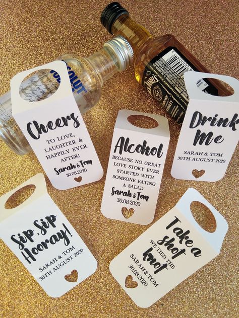 Alcohol Wedding, Alcohol Wedding Favors, Wedding Alcohol, Wedding Favours Luxury, Wedding Favor Gift Tags, Indian Wedding Favors, Wine Bottle Tags, Wedding Thank You Gifts, Bottle Tags