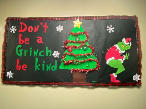 The Grinch Bulletin Board Ideas, Grinch Board Ideas, The Grinch Bulletin Boards, Grinch Bulletin Board Ideas, Grinch Bulletin Board, Halloween Bulletin Boards, Christmas Bulletin Board, Christmas Bulletin, Business Notes