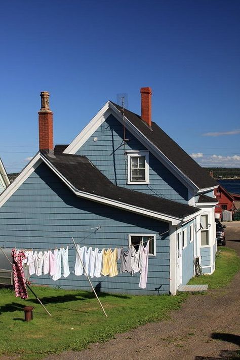 Nova Scotia House, Nova Scotia Aesthetic, Jaya Core, Nova Scotia Cottage, Canada Scenery, Day Scenery, Fizzy Water, East Coast Canada, London Weather