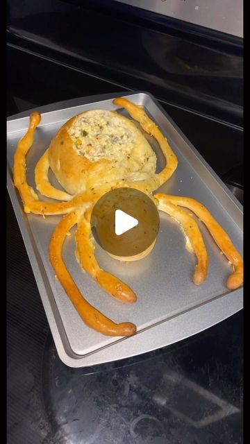 Kayla JuicyLipz Brooks on Instagram: "Spider Bread Bowl #halloween #halloweenrecipes #breadbowl #fyp #bread #juicylipz91" Halloween Bread Bowl Dip, Spider Bread Bowls For Halloween, Halloween Spider Bread Bowl, Spider Bread Bowl, Spider Bread, Bread Bowl Dip, Bread Bowl, Fall Food, Bread Bowls