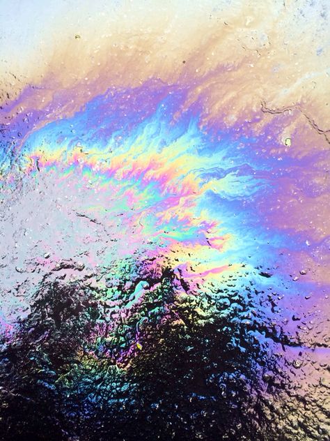 oil spill (comes from vehicles and other mechanics) Oil Spill, Rainbow Aesthetic, Oil Slick, Ap Art, Open Your Eyes, Color Inspo, Steven Universe, Your Eyes, Aesthetic Pictures