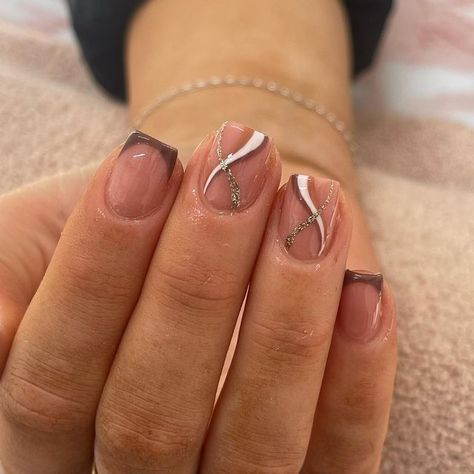 Biab Nail Ideas Autumn, Nails Biab Autumn, October Biab Nails, Square Acrylic Nails Autumn, Autumn Biab Nail Designs, Biab Gel Nails Autumn, Autumn Biab Nails Short, Biab Short Nails Ideas, Autumn Swirl Nails