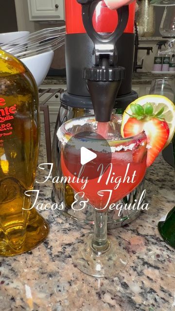 Taco And Tequila Party Ideas, Taco Tuesday Party, Margarita Party, Turn Down For What, Margarita Bar, Tequila Bar, Friends Ideas, Tacos And Tequila, Taco Party