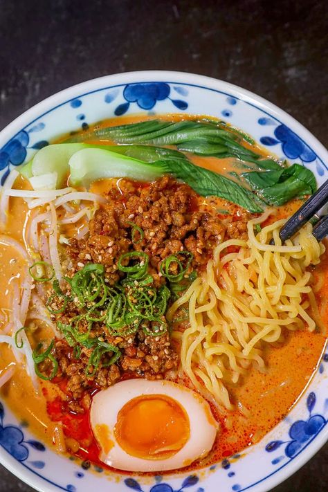 Tantanmen Ramen Recipe, Ramen From Scratch, Easy Ramen Noodle Recipes, Tantanmen Ramen, Ramen Easy, Ramen Ingredients, Koreansk Mat, Ramen Seasoning, Pork Ramen