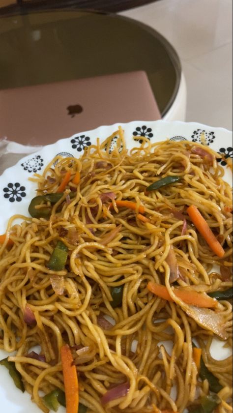 #aesthetic #snapchat #snapchatideas #indian #recipe #noodles #aesthetic #snapchat #snap #realistic Noodles Snapchat Story, Noodles Snap, Pasta Snap, Indian Noodles, Noodles Aesthetic, Recipe Noodles, Aesthetic Snapchat, Aditi Bhatia, Foodie Pics