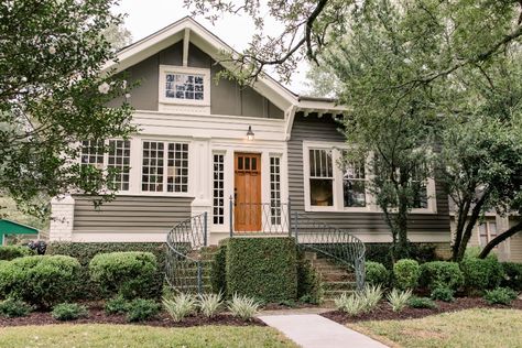 Four Square Craftsman Exterior, 1940s Craftsman House, Light Green Craftsman Exterior, Craftsman Bungalow Exterior Paint Colors, 1940s Craftsman, Craftsman Cottage Exterior, Cottage House Aesthetic, Cottage Exterior Colors, Craftsman Bungalow Exterior