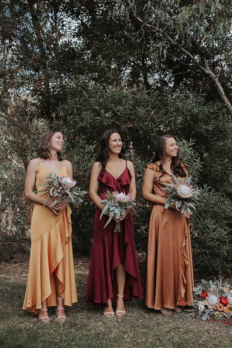 Bronze Bridesmaid, Bronze Bridesmaid Dresses, Bridesmaid Dresses Australia, Bodas Boho Chic, Bridesmaid Dresses Under 100, Fall Bridesmaids, Fall Bridesmaid Dresses, Autumn Bride, Mismatched Bridesmaids