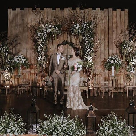 Weeding Themes, Wedding Stage Backdrop, Wedding Background Decoration, Wedding Backdrop Design, Wedding Backdrop Decorations, Backdrop Wedding, Stage Backdrop, Destination Wedding Invitations, Backdrop Design