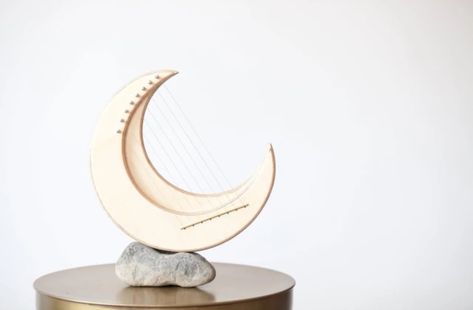 Amazon Yuan Ti, Lyre Harp, C Major, Music Instrument, Moon Shapes, String Instruments, Photo On Wood, Musical Instrument, Harp