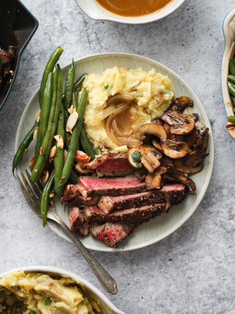 The Ultimate Steak Dinner - Clean Foodie Cravings Rib Eye Recipes, Thanksgiving Dinners, Whole 30 Meal Plan, Lemon Green Beans, Steak Plates, Garlic Mashed, Turkey Dinner, Steak Dinner, Roasted Almonds