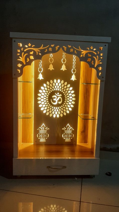 Puja Room Background Design, Wpc Jali Design Mandir, Devudi Mandiram Designs, Wood Temple Design, Wood Mandir Design, Dev Ghar Design, Mandir Back Wall Design, Wall Colour Design, Mandir Design Puja Room