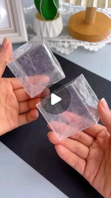 Tape Cube Diy, Simple Recycling Ideas, Transparent Box Diy, How To Make A Cube Out Of Paper, Paper Cube Craft, Tape Box Diy, How To Make A Cube, Square Paper Crafts, Fun Crafts To Do At Home Diy