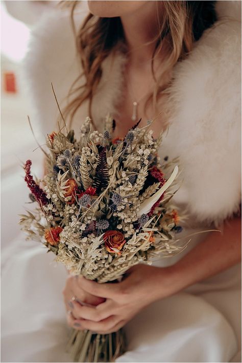 Autumn Dried Flower Bouquet, Bouquet With Wheat, Countryside Weddings, Bluegrass Wedding, Dried Flower Bouquet Wedding, Dried Foliage, Alternative Wedding Bouquet, Autumn Bouquet, Autumnal Colours