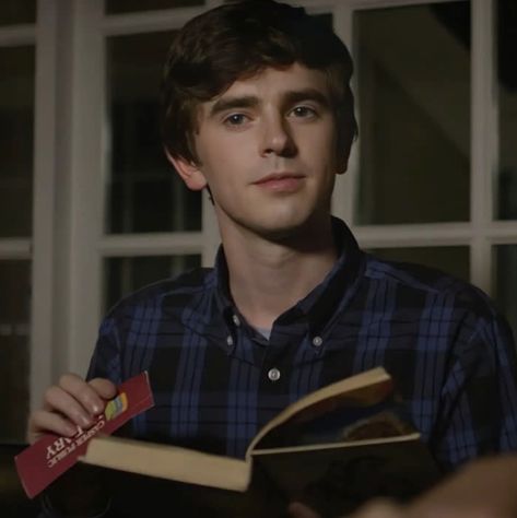 Freddie My Love, The Flying Nun, Shaun Murphy, Freddie Highmore, House Md, Cakes For Men, Cute Cartoon Drawings, Good Doctor, Bettering Myself