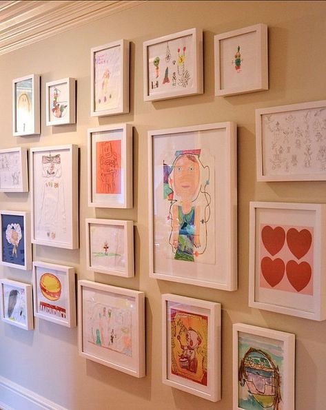 Art Display Wall, Displaying Kids Artwork, Kids Art Galleries, Art Display Kids, Childrens Artwork, Kids Artwork, Art Organization, Toy Rooms, Artwork Display