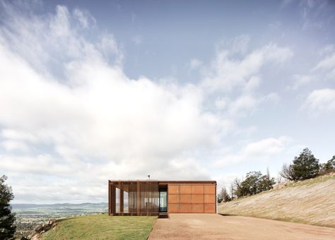 Mansfield House, New Zealand Mountains, Off Grid House, Mansfield Park, Modern Cabin, Architecture Exterior, House Built, Local Design, Residential Design