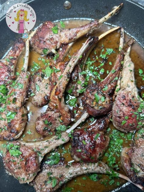 Marinated Lamb Chops Veal Chop Recipes, Lamb Sides, Marinated Lamb Chops, Lamb Side Dishes, Veal Chop, Crockpot Pasta, Savory Dessert, Marinated Lamb, Lamb Chop Recipes