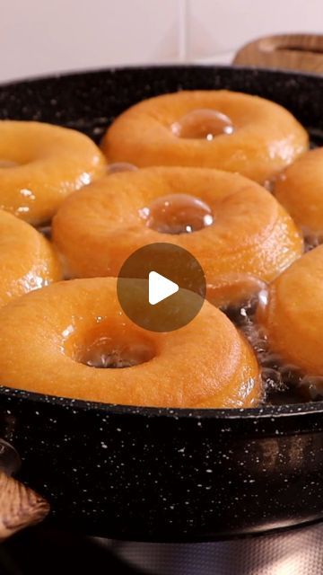 Emma Fontanella on Instagram: "Easy No Knead Glazed Donuts🍩

If you're looking for a foolproof Soft and Fluffy Donut Recipe, this is the one!

Comment DONUTS and I'll send the recipe to your inbox.

Or go to emmafontanella.com for the printable recipe.

🍩" Emma Fontanella Recipes, Homemade Donuts Recipe Easy, Fluffy Donut Recipe, Donut Bundt Cake, Batch Baking, Doughnut Recipe Easy, Gooey Bars, Dinner Roll, Glazed Donuts