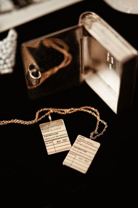 New England Dark Academia Aesthetic on Tumblr England Dark Academia, Sofia Zakia, Book Pendant, Card Necklace, Style Goals, Virginia Woolf, Library Card, Dark Academia Aesthetic, Girl Jewelry