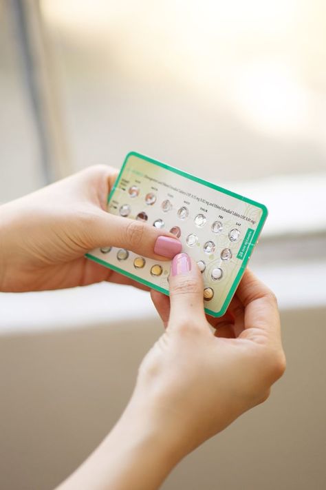 Why Does Birth Control Cause Weight Gain? Birth Control Implant, Birth Control Case, Types Of Migraines, Types Of Birth Control, Forms Of Birth Control, Birth Control Pills, Fluid Retention, Gain Weight, Birth Control