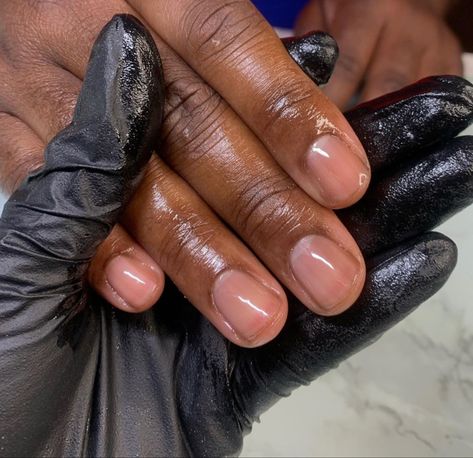 Men Nails Clear Polish, Clear Nails For Men, Manicure On Men, Men Pedicure Ideas, Male Manicure Aesthetic, Clean Nails Men, Men Clear Nails, Black Man Self Care, Clear Nails Men