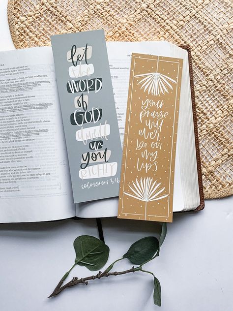 Bookmarks Diy Bible, Christian Book Marks, Diy Bible Bookmarks, Bible Bookmarks Diy, Bookmark Bible Verse, Bookmarks With Quotes, Bible Accessories, Bible Verse Bookmarks, Bible Gifts