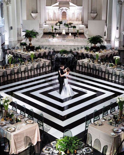 Black And White Wedding Reception, Wedding Table Layouts, White Wedding Reception, Reception Layout, White Weddings Reception, Dance Floor Wedding, Wedding Hall, Black White Wedding, Reception Hall