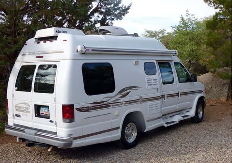 Looking for a budget van for van life? Here are 8 affordable campervans we love for starting to live in a van right now. Livable Vans, Eurovan Camper, Camping Vans, Small Camper Vans, Campervans For Sale, Vw Eurovan, Leisure Travel Vans, Travel Vans, Small Camper