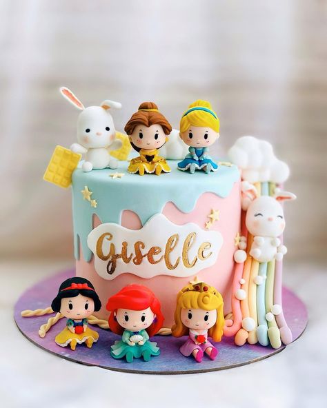 Birthday Cake Princess Theme, Pastel Theme Cake, Disney Cakes Birthday, Fondant Cakes Ideas, Disney Princess Theme Cake, Simple Princess Cake, Princess Theme Birthday Cake, Birthday Cake For Girls Kids, Disney Cake Ideas