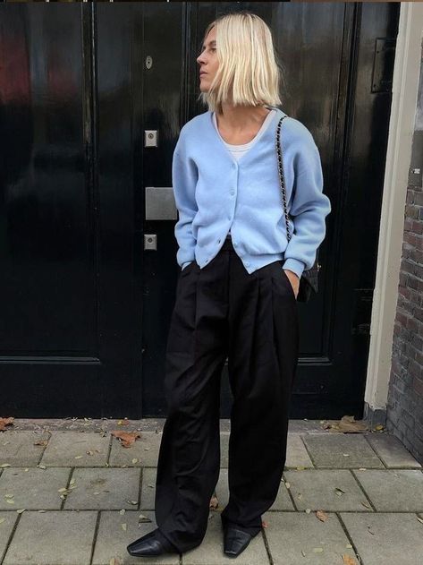 2023/2024 Pants Ideas Style Baggy Pants, Linda Tol, Plaid Trousers, Trouser Outfit, Relaxed Trousers, Baggy Trousers, Pant Trends, Baggy Pants, Baggy Pant