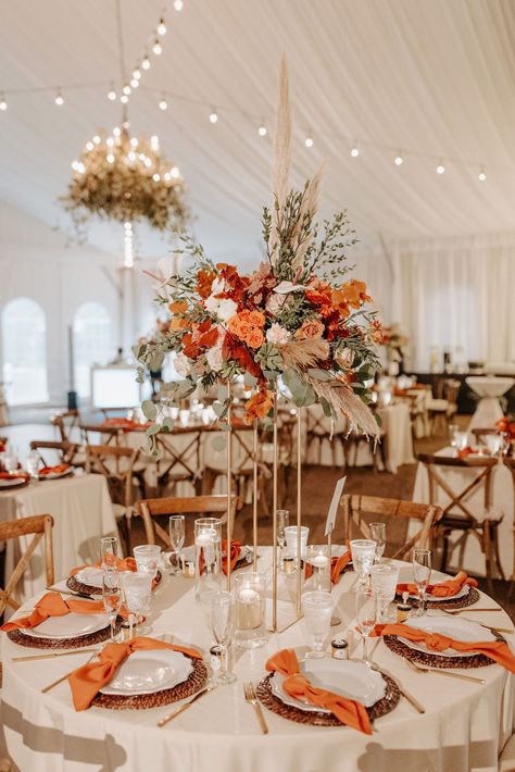 Orange Wedding Centerpieces, Orange Wedding Themes, Fall Wedding Color Schemes, Fall Wedding Tables, Burnt Orange Weddings, Wedding Themes Fall, Fall Wedding Centerpieces, November Wedding, Wedding Theme Colors