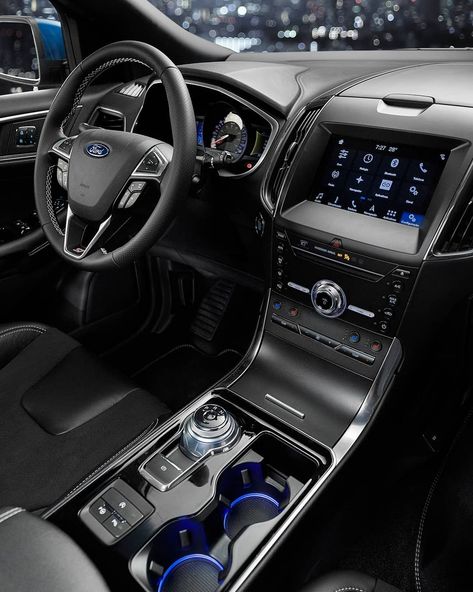 The 2019 Ford Edge interior has such a sleek and modern look! Ford Edge Interior, Ford Explorer Interior, Interior Car Cleaning, Aesthetic Car Accessories, Best Cars For Teens, Car For Teens, Tokyo Drift Cars, Hd Photography, Police Truck