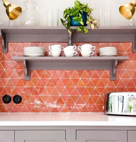 a super bold orange geo tile backsplash is a bold solution for a modern kitchen, it will add much color to the space Orange Tile Kitchen, Colorful Kitchen Backsplash, Color Tile Backsplash, Kitchen Feature Wall, Funky Kitchen, Colorful Backsplash, Colourful Kitchen, Bold Kitchen, California Contemporary