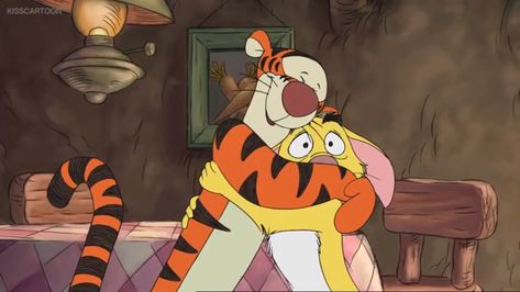 Tigger hugging Rabbit Rabbit Winnie The Pooh, Cute Winnie The Pooh, Winnie The Pooh Friends, Disney Animals, Disney Addict, Old Disney, Pooh Bear, Vintage Cartoon, Disney Winnie The Pooh