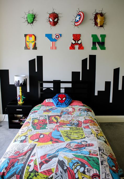 Super Hero Bedroom Ideas, Rory Bedroom, Avengers Themed Bedroom, Superhero Theme Bedroom, Super Hero Room, Hero Bedroom, Superhero Boys Room, Spiderman Bedroom, Avengers Bedroom