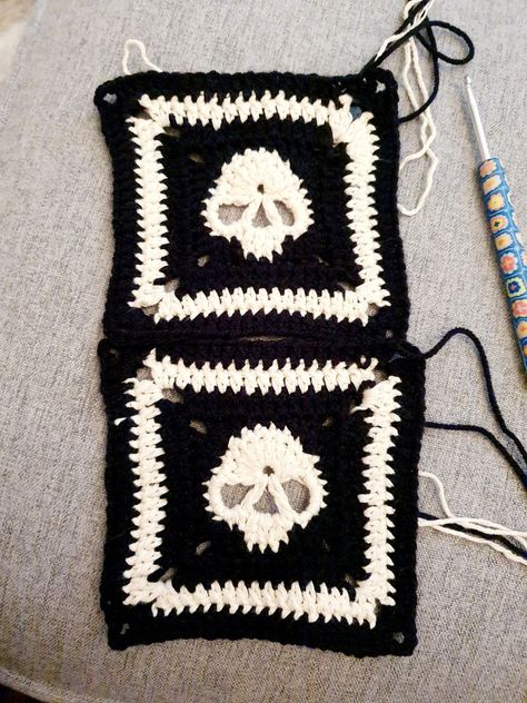 Crochet Skull Granny Square Blanket, Crochet Skull Granny Square Cardigan, Emo Granny Squares, Skull Crochet Granny Square Pattern, How To Crochet A Skull Granny Square, Skull Crochet Square, Skull Granny Square Blanket, Skull Granny Square Bag, Crochet Skull Granny Square Pants