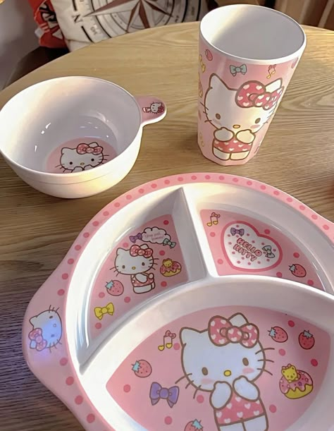 Hello Kitty Nursery, Plates And Cups, Hello Kitty Baby, Baby Wishlist, Hello Kitty Rooms, Kitty Clothes, Hello Kitty Clothes, Kitty Baby, Kitty Stuff