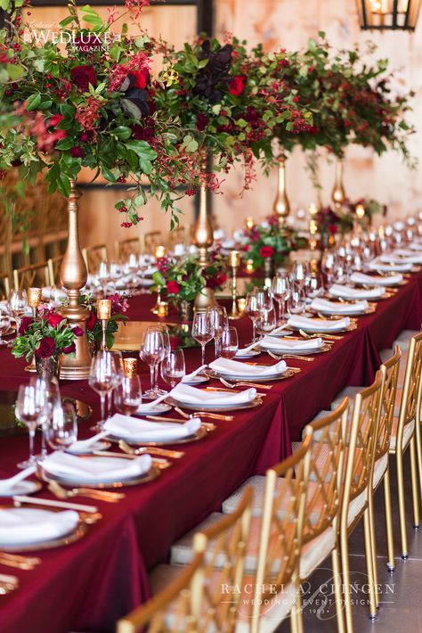 Burgundy And Gold Wedding Decorations, Red Wedding Table Decor, Burgundy Party Decorations, Burgundy Wedding Reception, Red Wedding Table, Wedding Decorations Red, Red Table Decor, Red Table Decorations, Red Wedding Decor